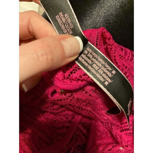 Victorias secret Zebra Lace Teddy Bodysuit Plunge Halter Magenta Fuchsia Small - Picture 5 of 5